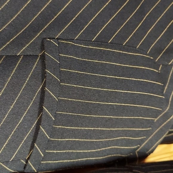 Sweet Suit - Picture 8 of 14